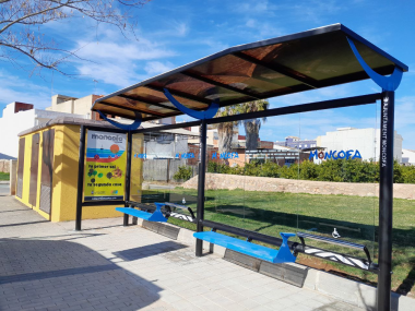 Nuevo mobiliario urbano en Moncofa