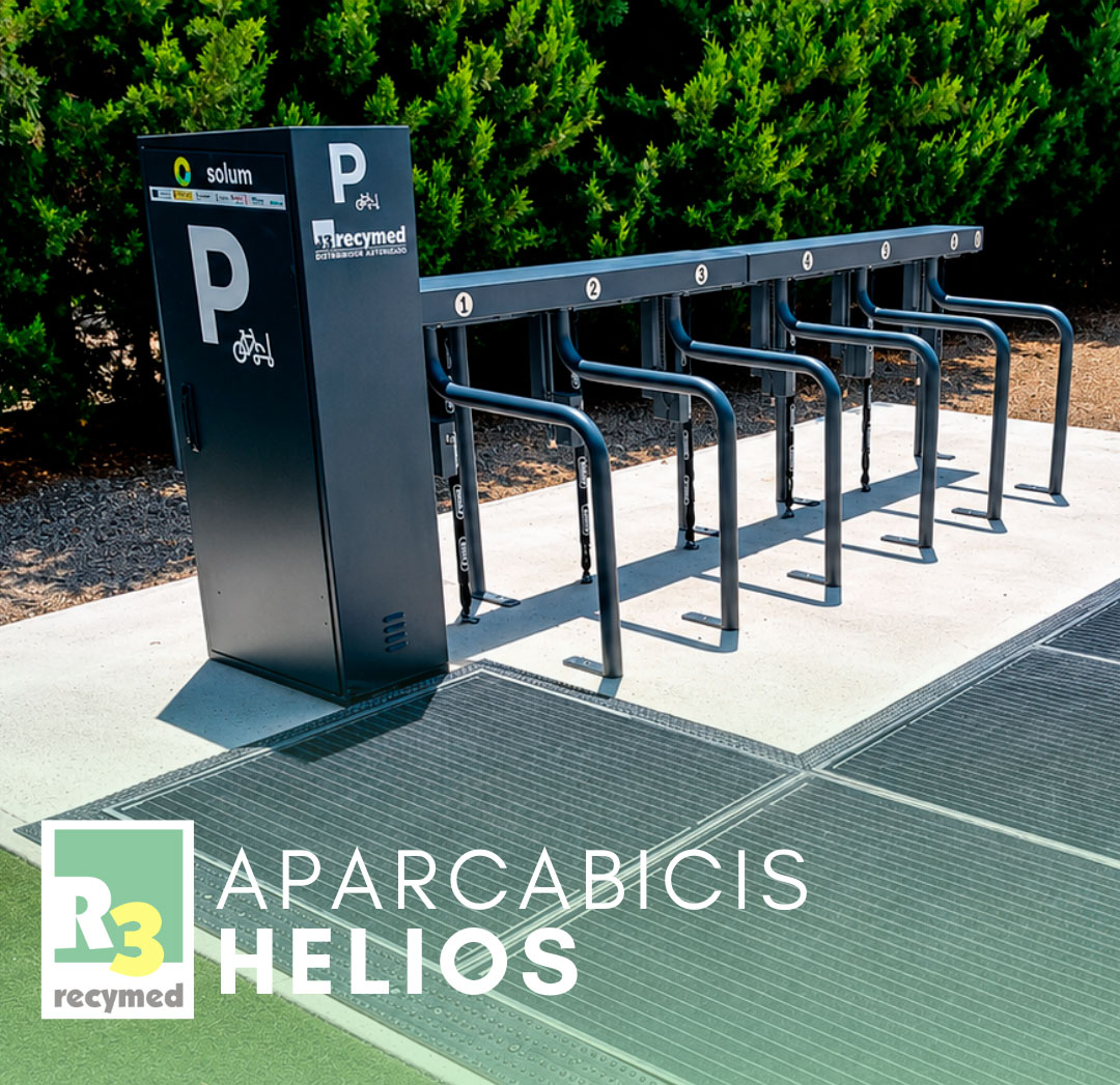 HELIOS-3b-